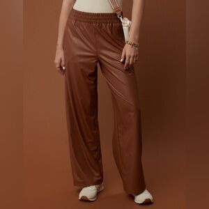 AERIE Offline Real Luxe Faux Leather Wide Leg Pants Brown Women’s Size S Long